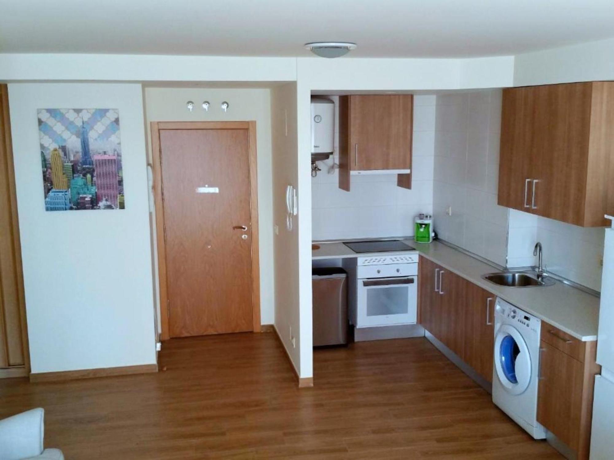 Travelstep General Ricardos Apartment Мадрид Екстериор снимка